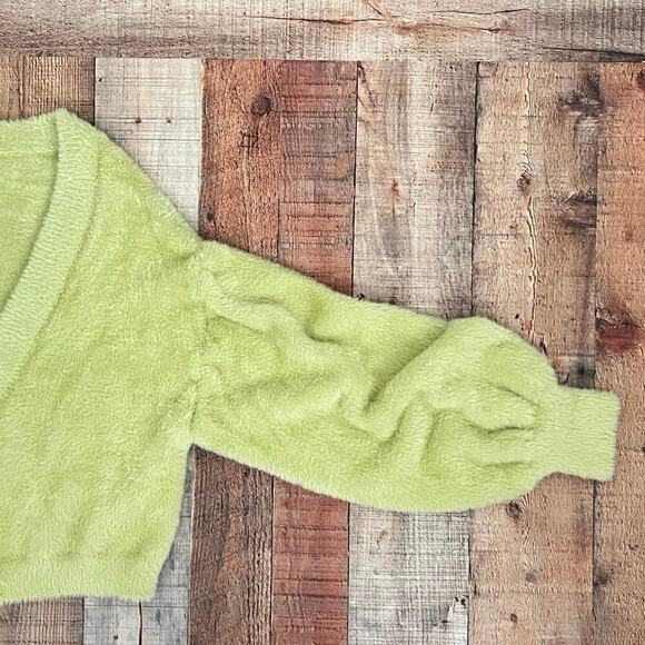 Pretty Garbage Fuzzy Green Button Down Cardigan Sweater V-neck Women’s Sz Large - Picture 7 of 7